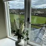 Ashdene With Secure 'sun Trap' Garden * Kendal