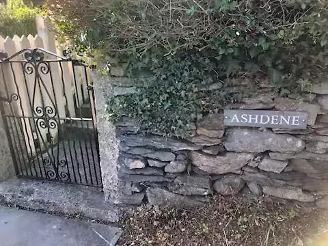 Ashdene With Secure 'sun Trap' Garden *