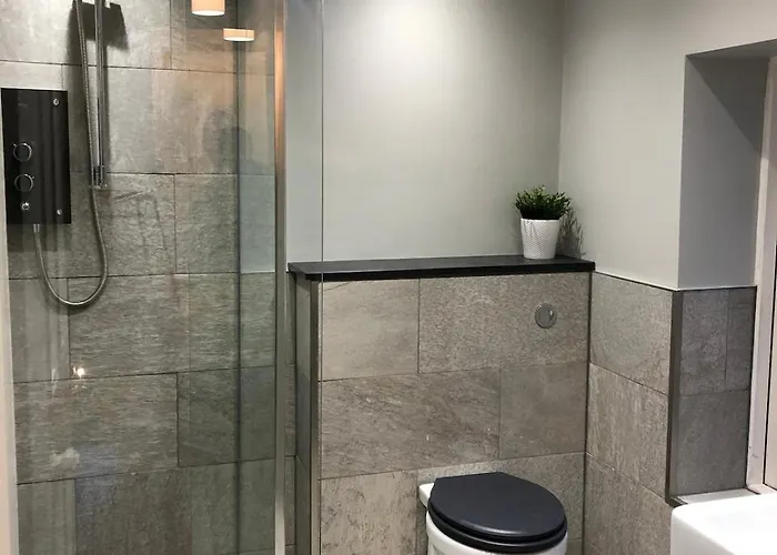 Ashdene With Secure 'sun Trap' Garden 度假居