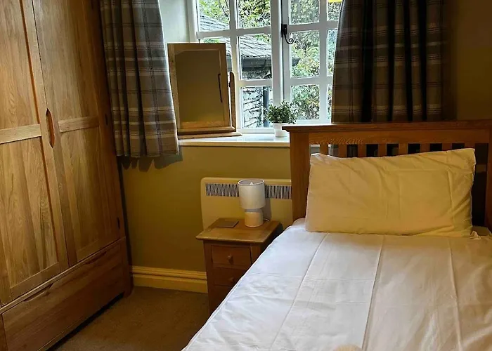 Ashdene With Secure 'sun Trap' Garden 度假居 肯德尔